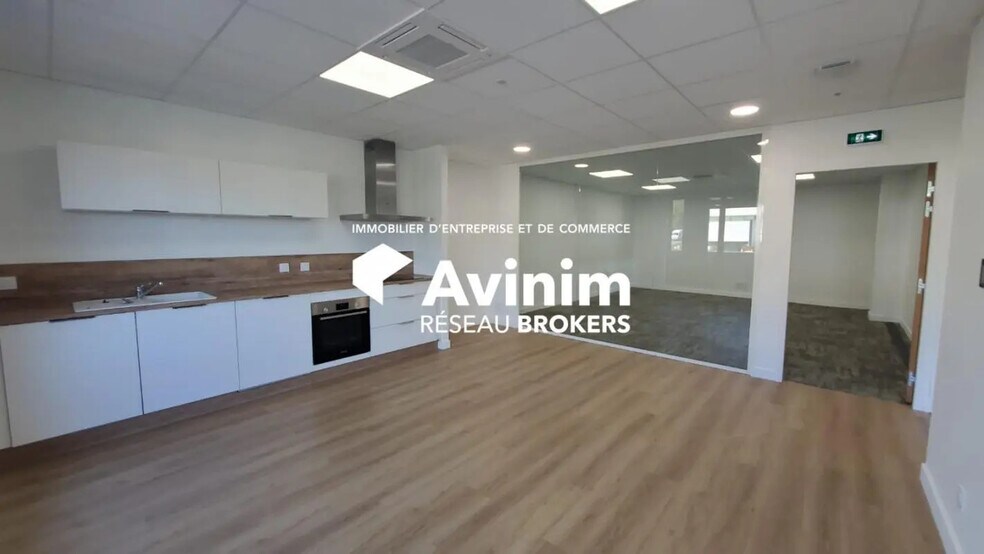 Bureau dans Argonay à vendre - Photo de l’immeuble – Image 3 sur 16