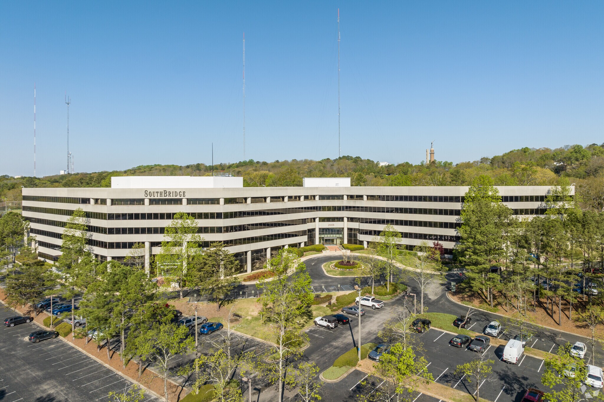 2000-2100 SouthBridge Pky, Birmingham, AL à louer Photo principale– Image 1 sur 17