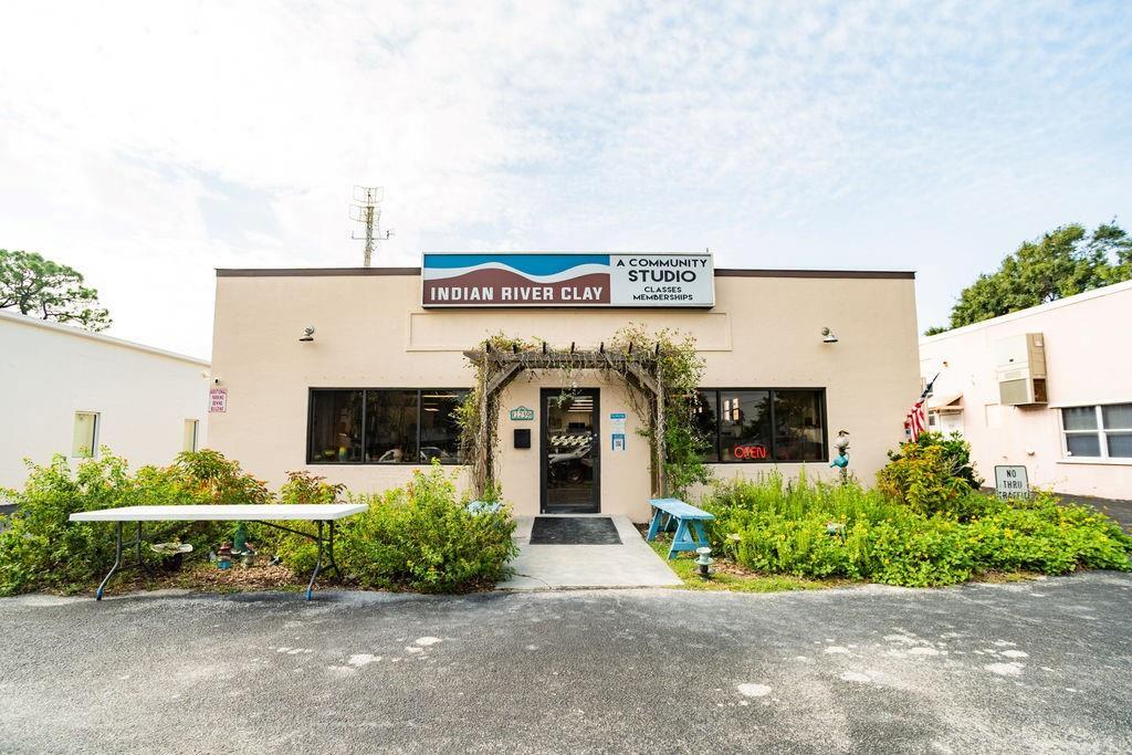 1239 16th St, Vero Beach, FL à vendre Photo principale– Image 1 sur 35