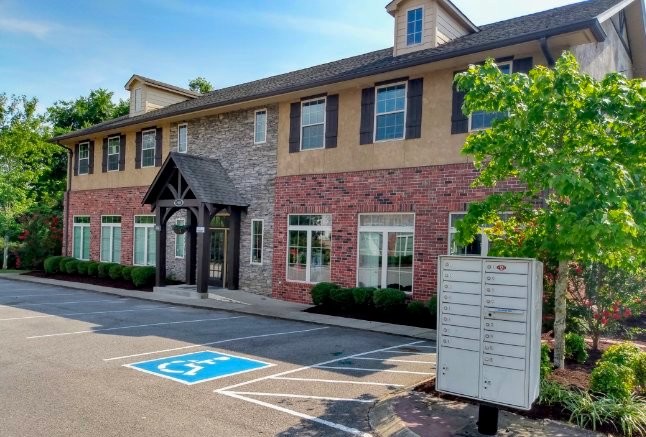 7982 Coley Davis Rd, Nashville, TN à vendre Photo principale– Image 1 sur 8