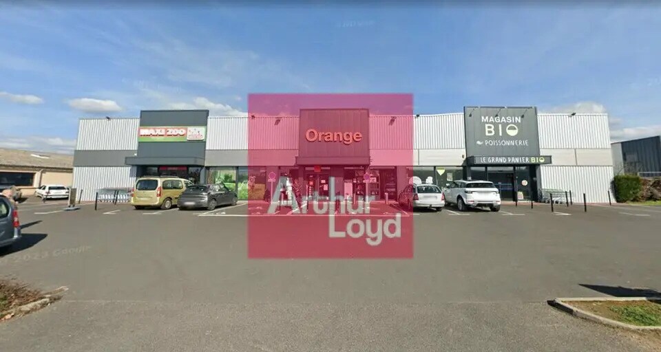 Local commercial dans Thiers à louer Photo de l’immeuble– Image 1 sur 9