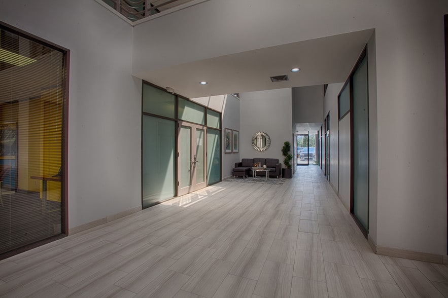 1710 S Dairy Ashford Rd, Houston, TX à vendre - Photo intérieure – Image 2 sur 17