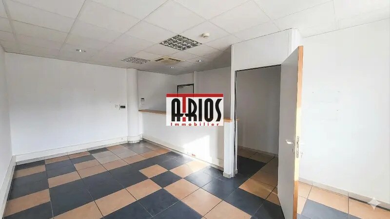 Bureau dans Six-Fours-les-Plages à vendre - Photo intérieure – Image 1 sur 8