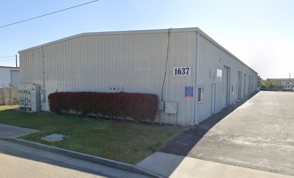 1637 Elzworth St, Bakersfield, CA à louer - Photo principale – Image 1 sur 1