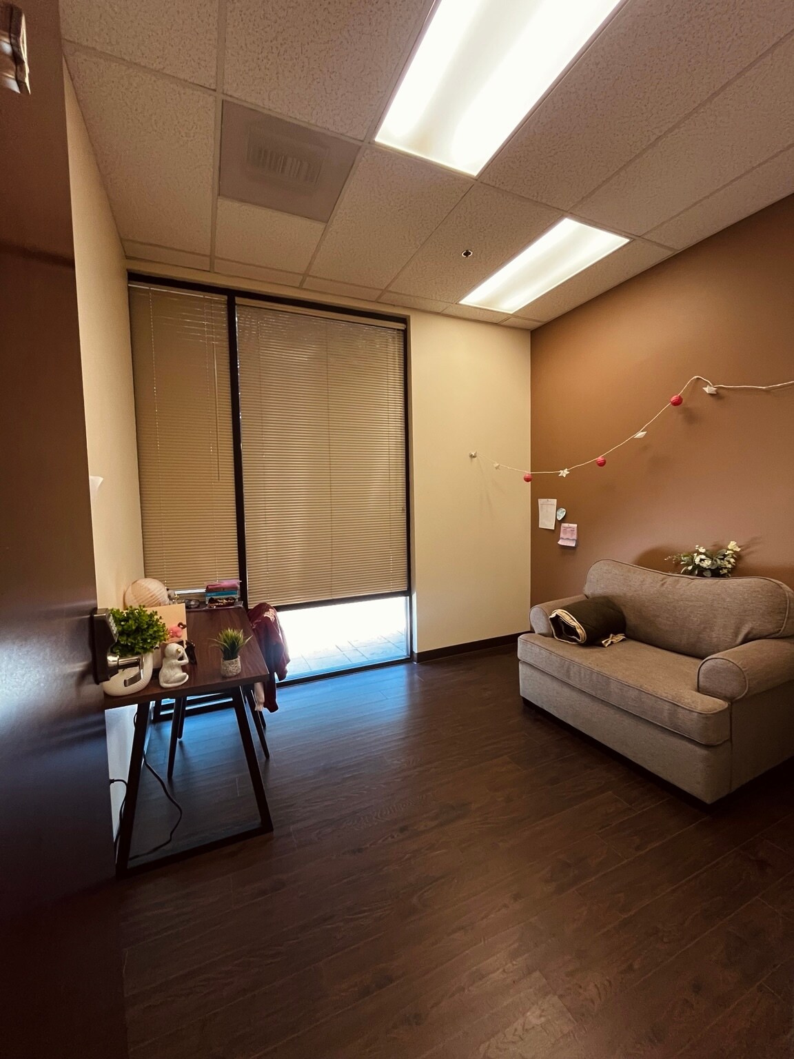 580 N Wilma Ave, Ripon, CA à louer Photo intérieure– Image 1 sur 3