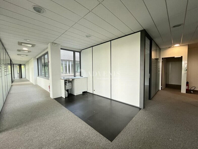 Bureau dans Roissy En France à louer - Photo intérieure – Image 3 sur 10