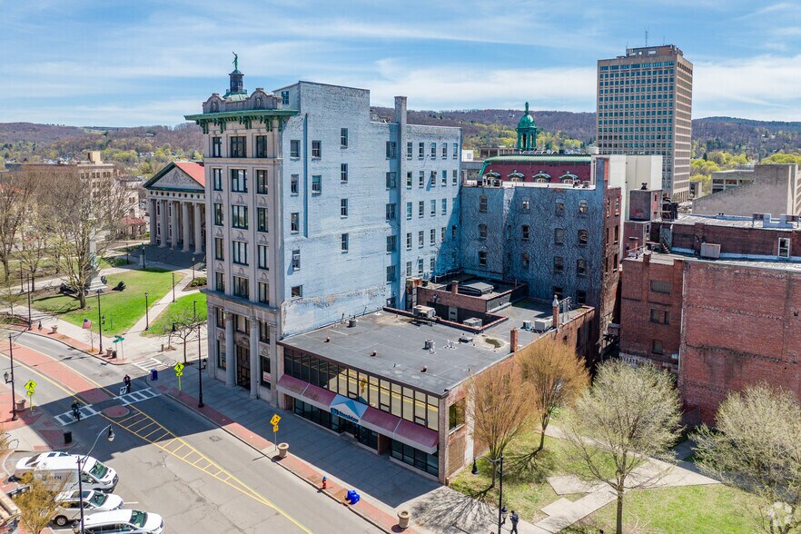 84 Court St, Binghamton, NY à louer - Photo de l’immeuble – Image 2 sur 4