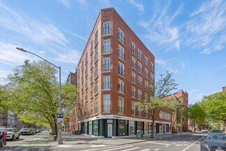 Plus de détails pour 254 W 10th St, New York, NY - Logement à vendre