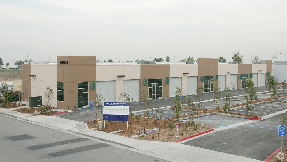 10031 Marconi Dr, San Diego, CA à louer - Photo de l’immeuble – Image 2 sur 9