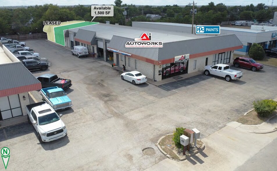 401 Texas Ave, Round Rock, TX à louer - Photo de l’immeuble – Image 3 sur 6