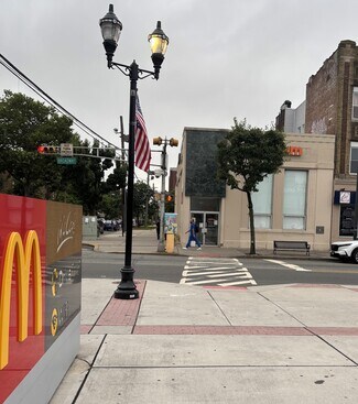 Plus de détails pour 544 Broadway, Bayonne, NJ - Bureau/Local commercial à louer