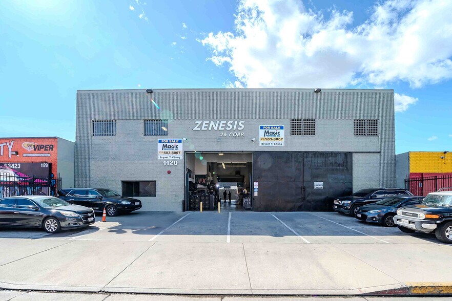 1120 E 11th St, Los Angeles, CA à vendre - Photo de l’immeuble – Image 3 sur 18