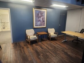 2433 Gulf To Bay Blvd, Clearwater, FL à louer Photo intérieure– Image 1 sur 5