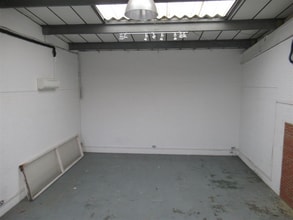 59 Weir Rd, Londres à louer Photo intérieure– Image 1 sur 3