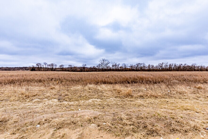 23555 W 43rd St, Shawnee, KS à vendre - Photo de l’immeuble – Image 3 sur 4