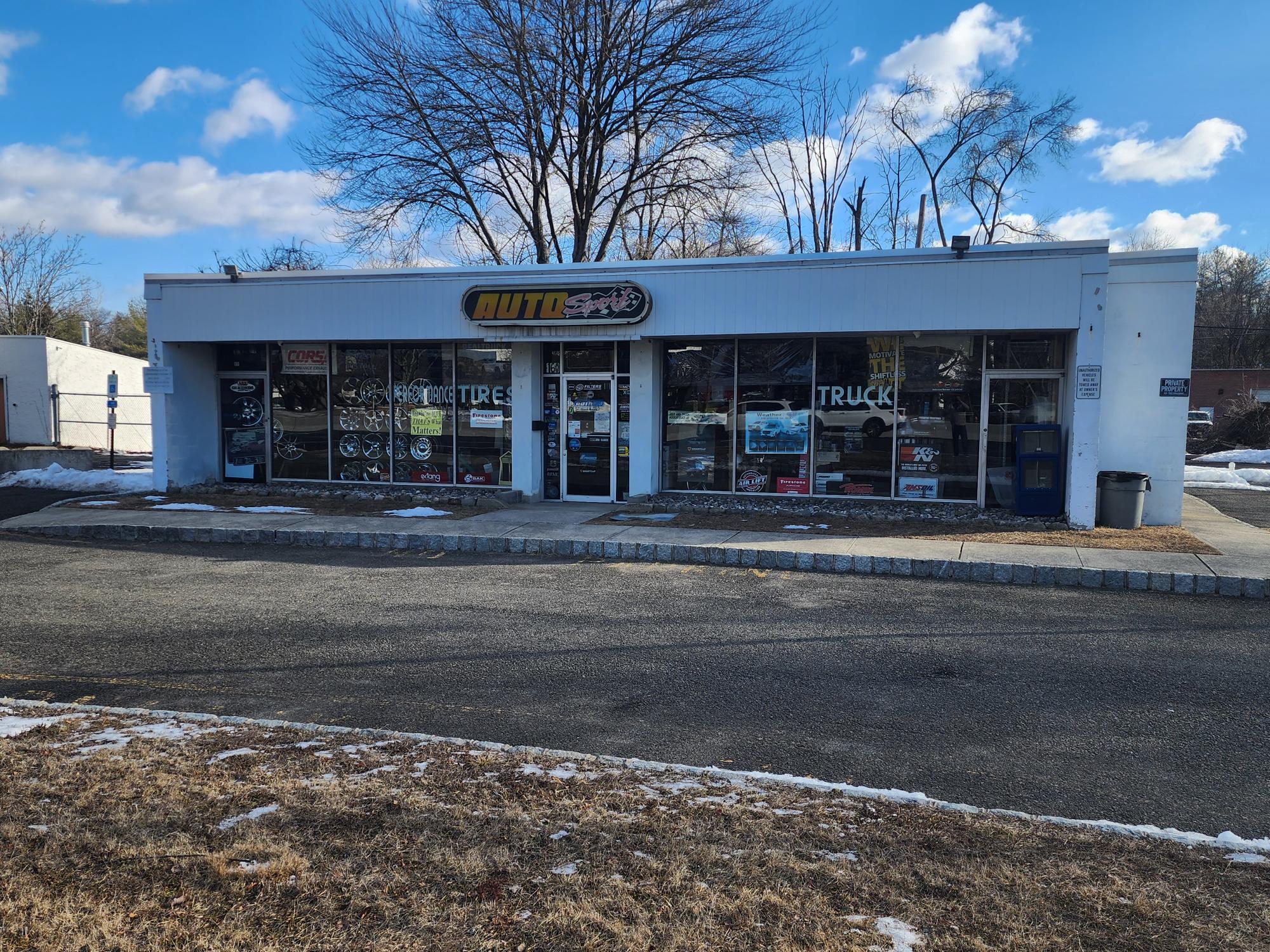 160 Route 17 N, Upper Saddle River, NJ à vendre Photo de l’immeuble– Image 1 sur 8