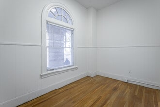 600 Georgia Ave, Chattanooga, TN à louer Photo intérieure– Image 2 sur 24