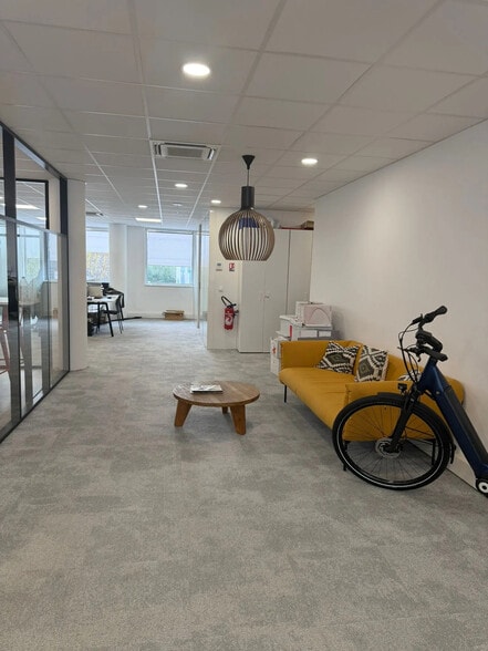 Bureau dans Levallois-Perret à vendre - Photo intérieure – Image 3 sur 8