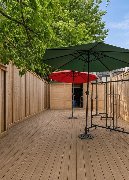 193 1/2 Baldwin St, Toronto, ON à vendre - Photo de l’immeuble – Image 2 sur 6