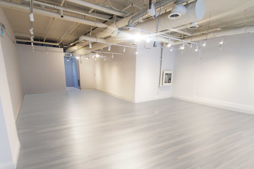 357 Bremner Blvd, Toronto, ON à louer - Photo intérieure – Image 3 sur 3