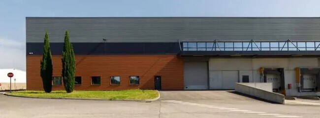 Plus de détails pour 555 Rue De La Dombes, Miribel - Industriel/Logistique à louer