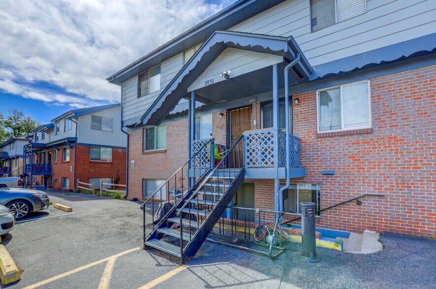 2831 Eliot Cir, Westminster, CO à vendre - Photo de l’immeuble – Image 2 sur 17