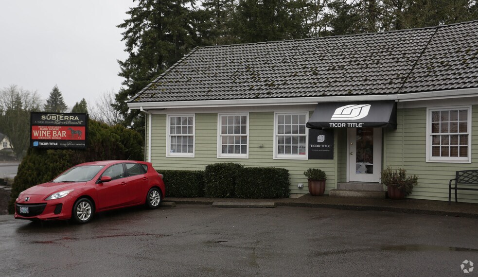 1505 E Portland Rd, Newberg, OR à louer - Photo de l’immeuble – Image 3 sur 5