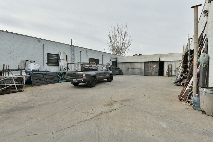8625 Avalon Blvd, Los Angeles, CA à vendre - Photo de l’immeuble – Image 3 sur 12
