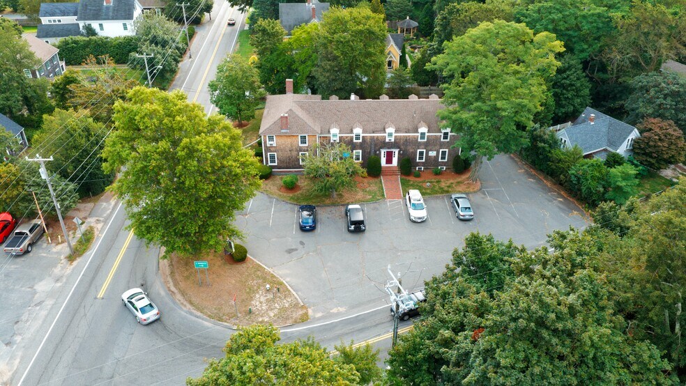 477 Route 6A, Yarmouth, MA à vendre - Photo de l’immeuble – Image 3 sur 6