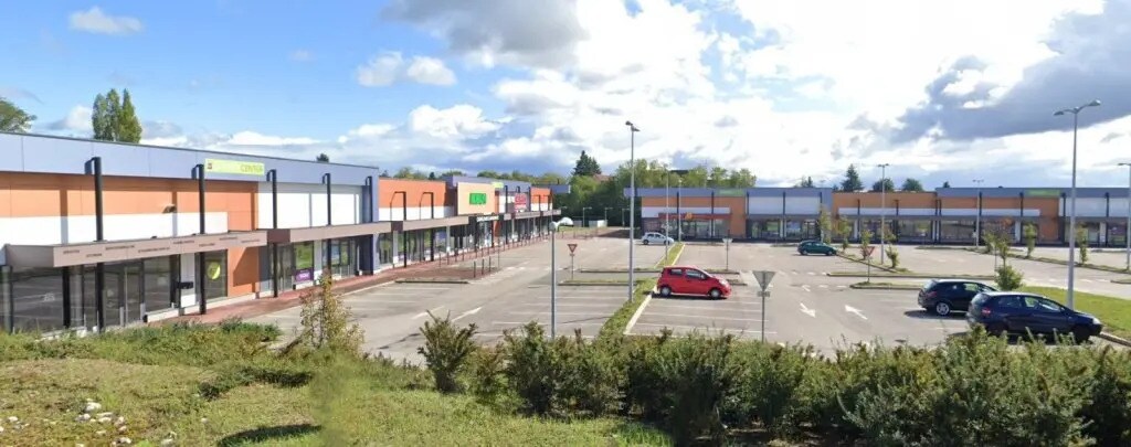 Local commercial dans Choisey à louer Photo de l’immeuble– Image 1 sur 5