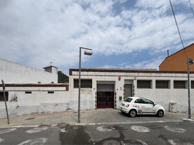 Industriel/Logistique dans Montcada i Reixac, Barcelona à vendre - Photo de l’immeuble – Image 2 sur 33