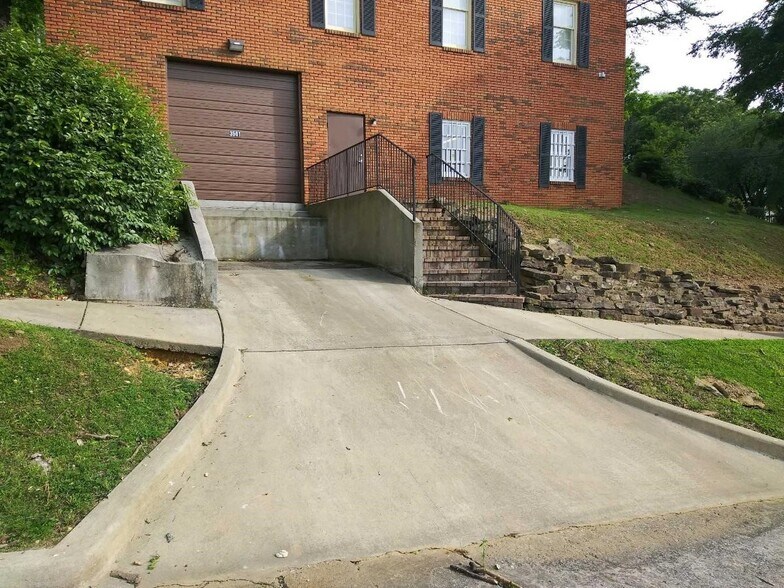 3501 7th Ave S, Birmingham, AL à louer - Photo de l’immeuble – Image 3 sur 9