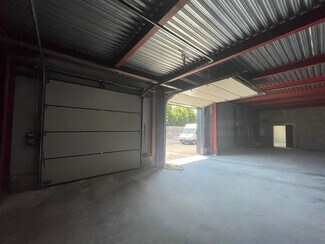 Plus de détails pour Local commercial à louer