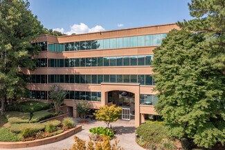Plus de détails pour 3675 Crestwood Pkwy NW, Duluth, GA - Bureau à louer
