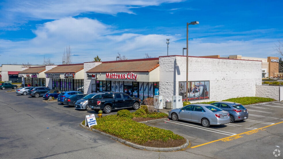 18505 Alderwood Mall Pky, Lynnwood, WA à louer - Photo principale – Image 1 sur 4