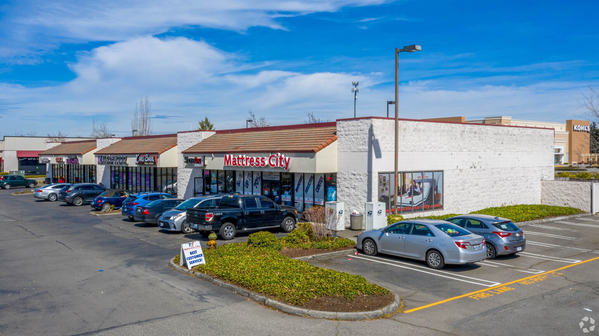18505 Alderwood Mall Pky, Lynnwood, WA à louer Photo principale– Image 1 sur 5