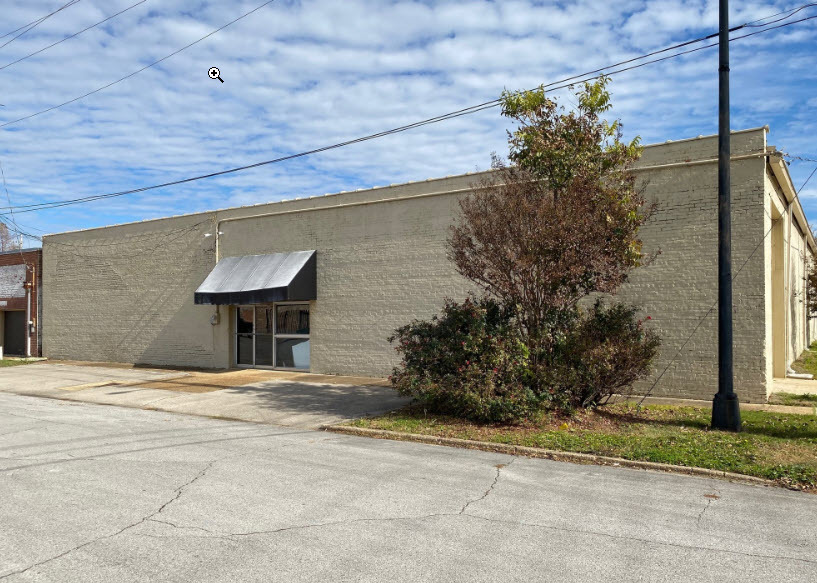 319 S Broadway St, Tupelo, MS à louer Photo de l’immeuble– Image 1 sur 4