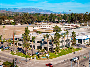 1650 Palma Dr, Ventura, CA à louer Photo de l’immeuble– Image 2 sur 2