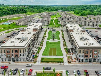 Plus de détails pour 15325 Old Town Dr, Parkville, MO - Local commercial à louer