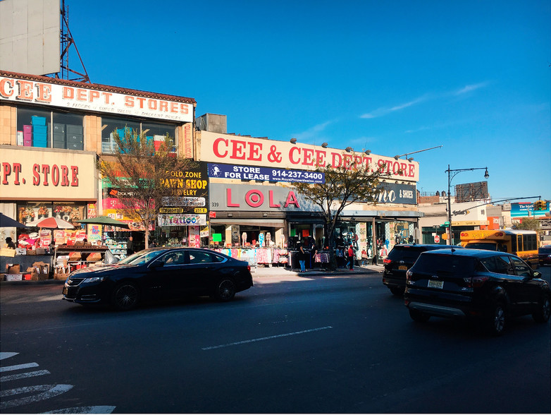 337 E Fordham Rd, Bronx, NY à louer - Photo de l’immeuble – Image 3 sur 4