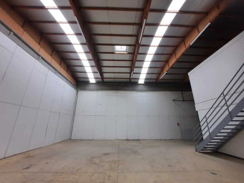 Bureau dans Dardilly à louer - Photo intérieure – Image 2 sur 7