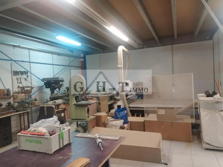 Industriel/Logistique dans Saint-Thibault-des-Vignes à vendre - Photo de l’immeuble – Image 3 sur 15