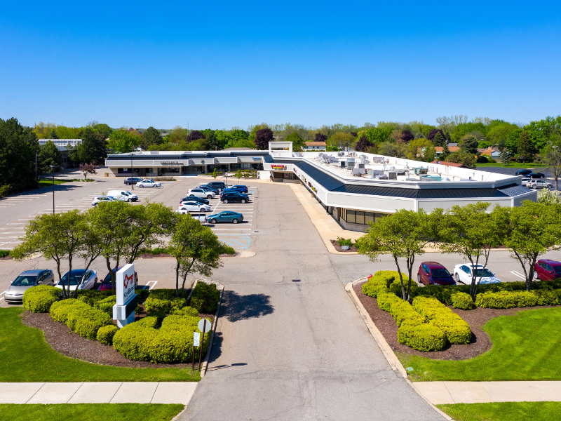 37104-37152 Six Mile Rd, Livonia, MI à louer Photo de l’immeuble– Image 1 sur 6