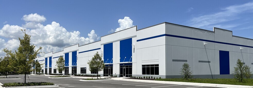 440 Dundas Dr, Jacksonville, FL à louer - Photo de l’immeuble – Image 1 sur 24