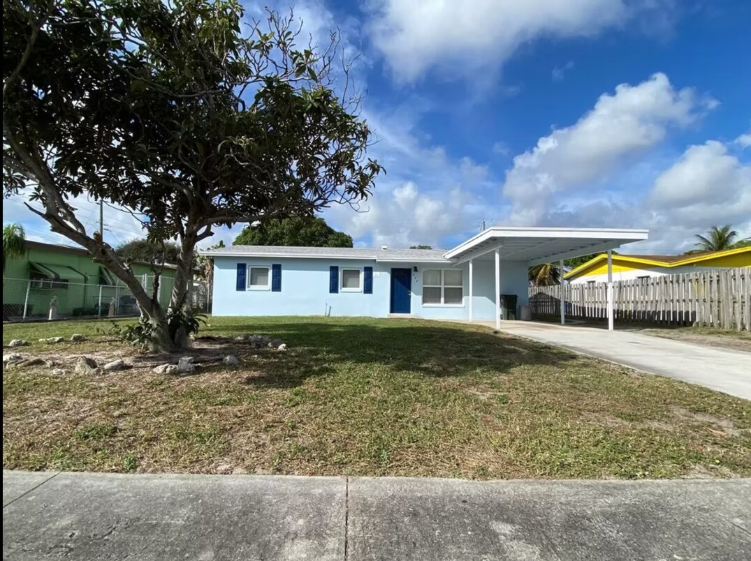 926 SW 11th Ter, Delray Beach, FL à vendre Photo principale– Image 1 sur 2