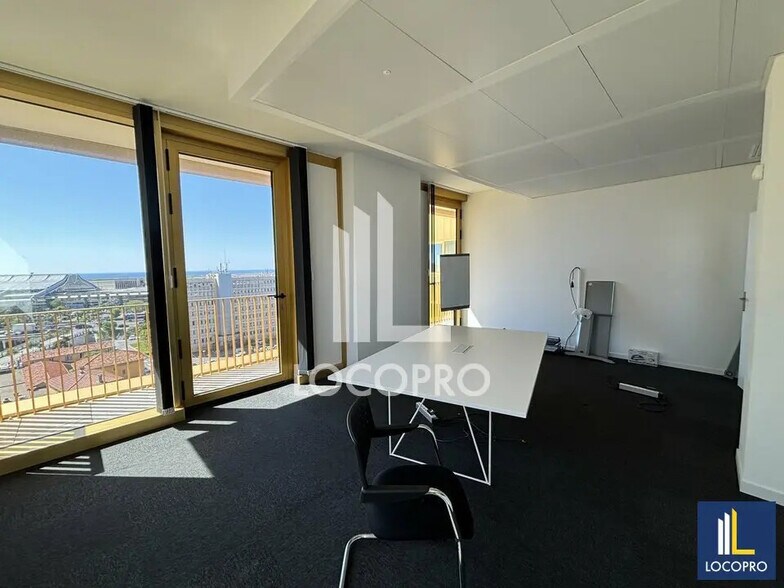6 Chemin De L'arénas, Nice à louer - Photo de l’immeuble – Image 3 sur 12