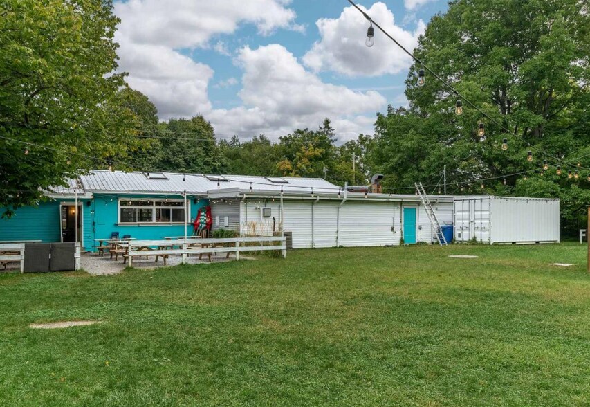 1705 County Road 12, Picton, ON à vendre - Photo de l’immeuble – Image 3 sur 14