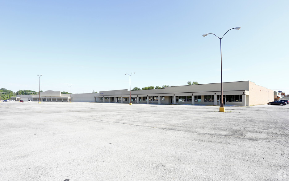2134-2200 Allentown Rd, Lima, OH à louer - Photo principale – Image 1 sur 8