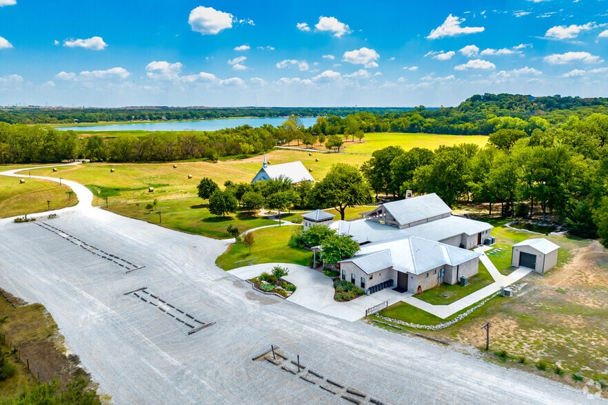 3002 Azle Hwy, Weatherford, TX à vendre - Photo principale – Image 1 sur 34