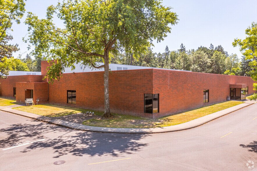 26600 SW Parkway Ave, Wilsonville, OR à louer - Photo principale – Image 1 sur 7